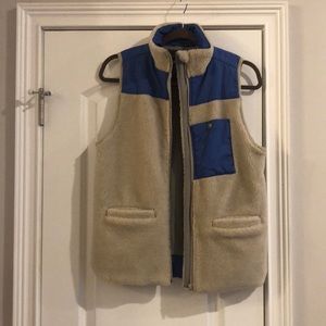 United by blue Sherpa vest